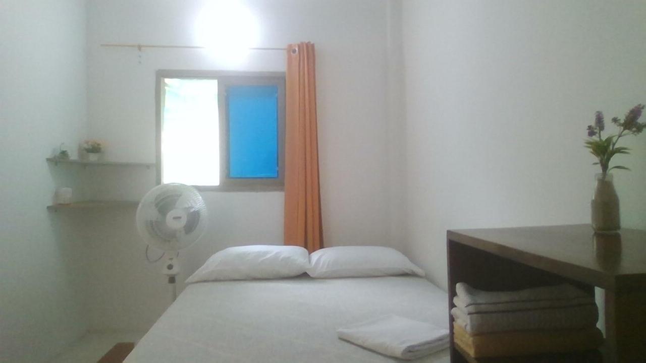 Hostal Paloma Cafe Palomino Cameră foto
